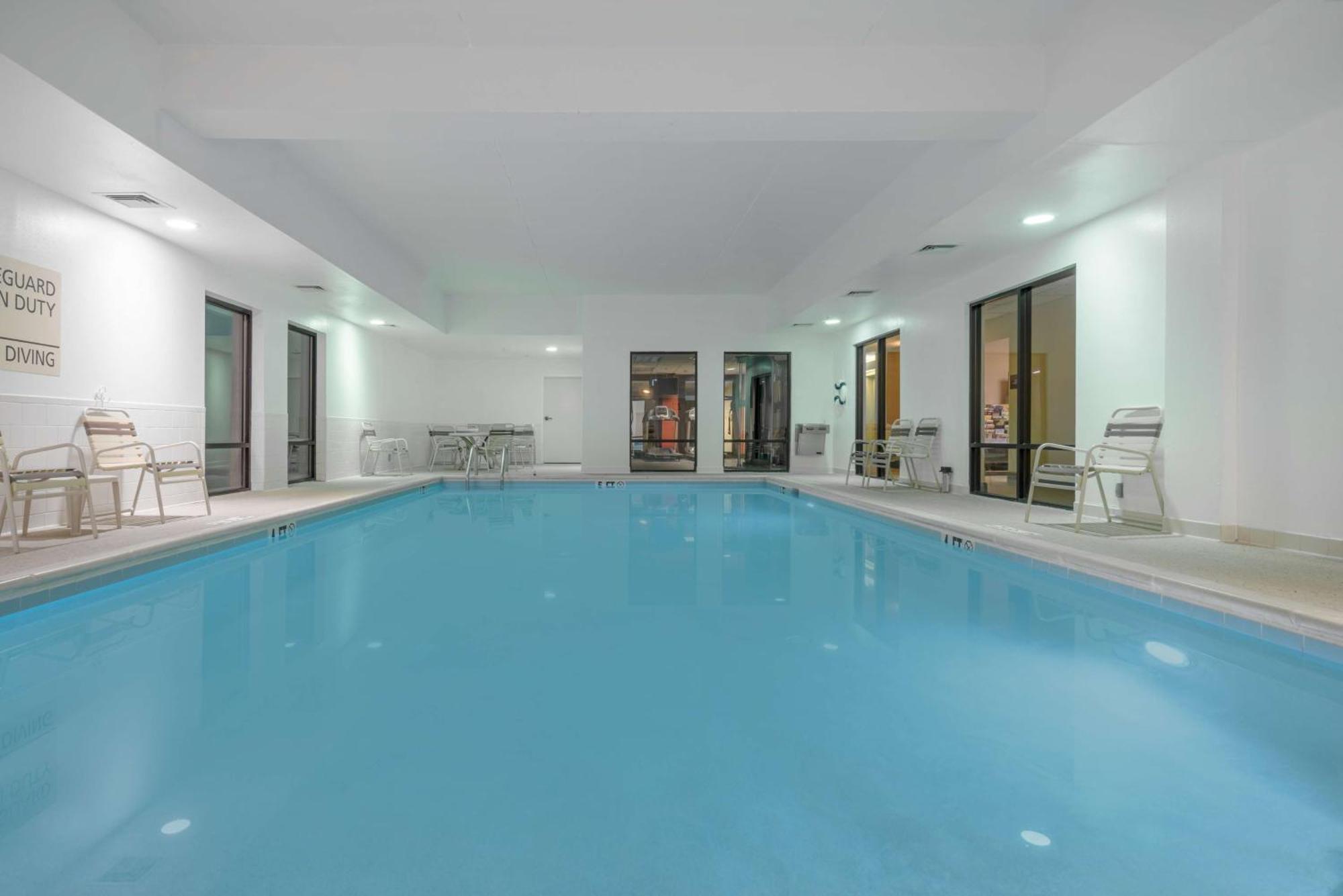 Hotel Hampton