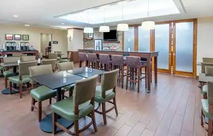 Hotel Hampton